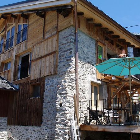 Appartement Dans Chalet De Montagne Bozel 객실 사진