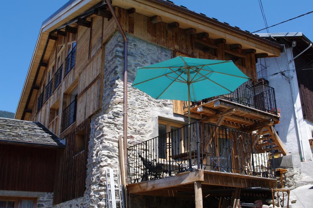 Appartement Dans Chalet De Montagne Bozel 객실 사진